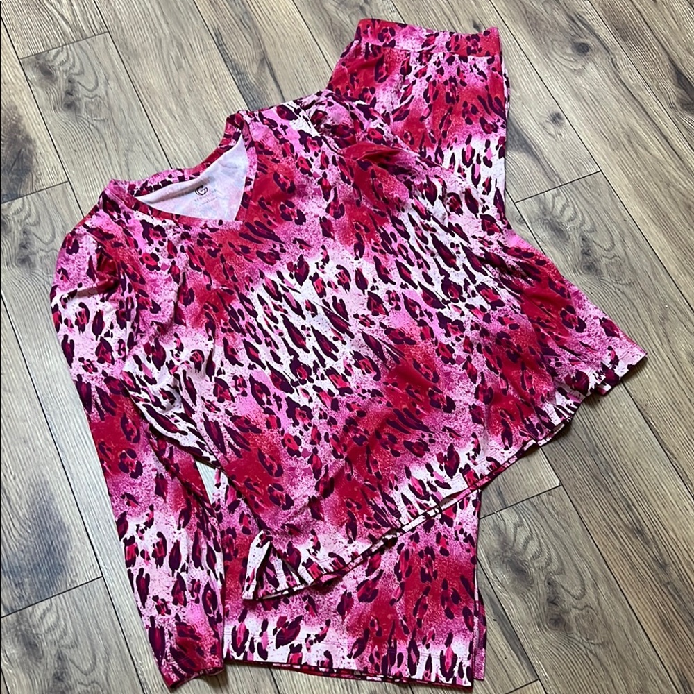 Pink & Red Animal Print Pajama Set Large NWOT #281